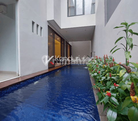 Rumah Private Pool di kawasan Elit KEMANG AMPERA 1