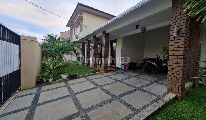 Rumah Cantik Siap Tempati Di Jl. Erlangga Barat, Semarang 1