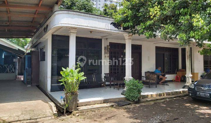 Rumah dan Tanah Jalan Raya Mercedes Benz 2