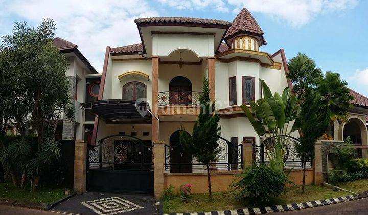 Rumah Klasik Modern Full Furnished Di Istana Dieng, Malang 1