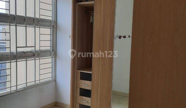 Dijual Rumah di Park Residence, Taman Surya, Jakarta Barat 2