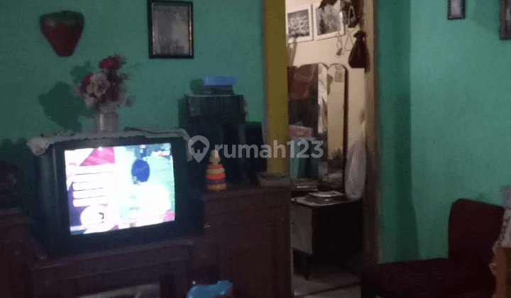 Rumah Lingkungan Jamin Aman dan Nyaman di Holis 2