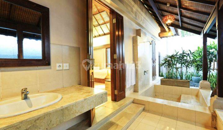 VILLA MODERN 6 BEDROOMS DI KEDEWATAN UBUD 2