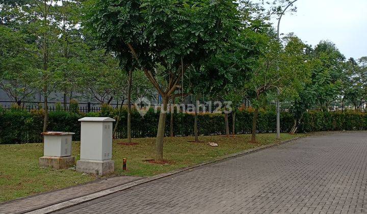 Rumah Bsd Rapi Terawat Depan Taman Dekat Danau Alami  2