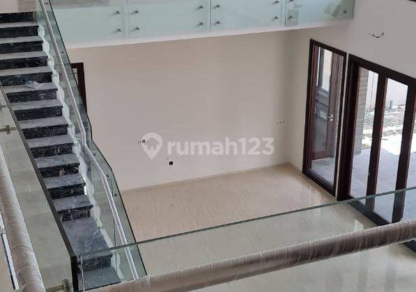 Rumah lux megah minimalis siap pakai Setraduta 2