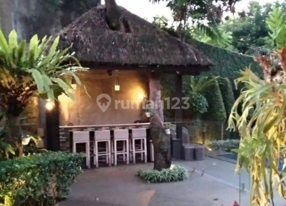 Rumah TER MURAH Bergaya Resort Dan Tropis di KEMANG 2