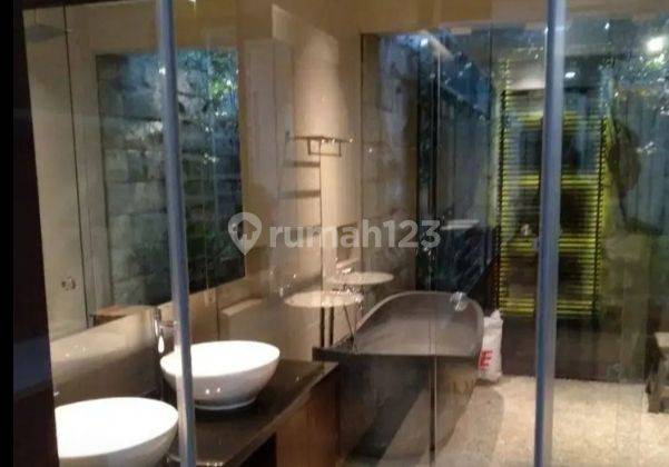 Rumah TER MURAH Bergaya Resort Dan Tropis di KEMANG 2