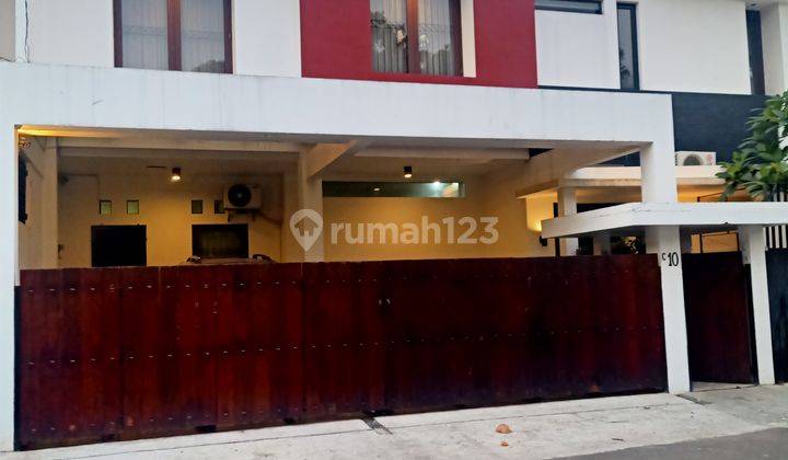 Jual Rumah Cilandak Jakarta Selatan  Mnmlis Bagus Sblah Highscope 208/380 2lt 4kt 3km Ktp Kmp - 5.4m 1