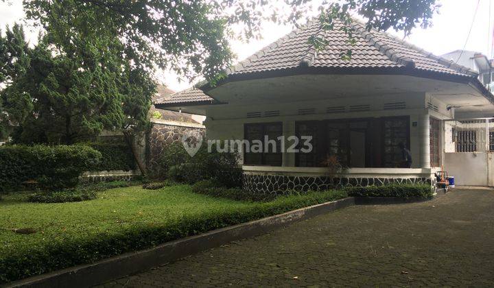 Rumah Belanda SHM Strategis Area Gedung Sate Riau Dago Bandung  2