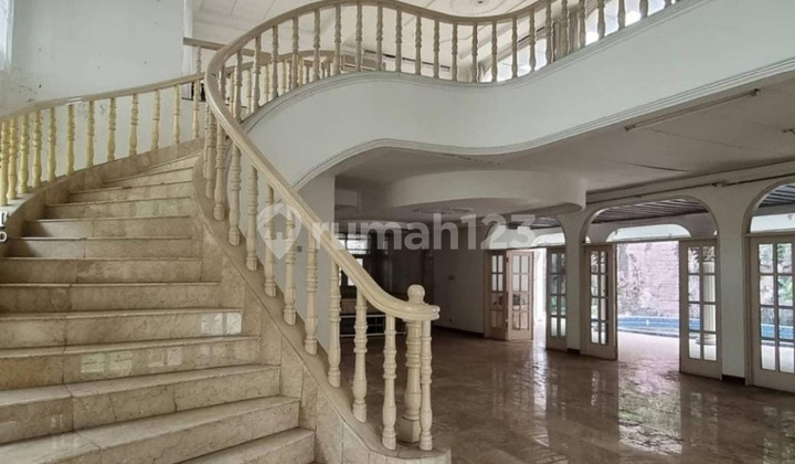 RUMAH at Jl SEKOLAH KENCANA, PONDOK INDAH, JAKSEL