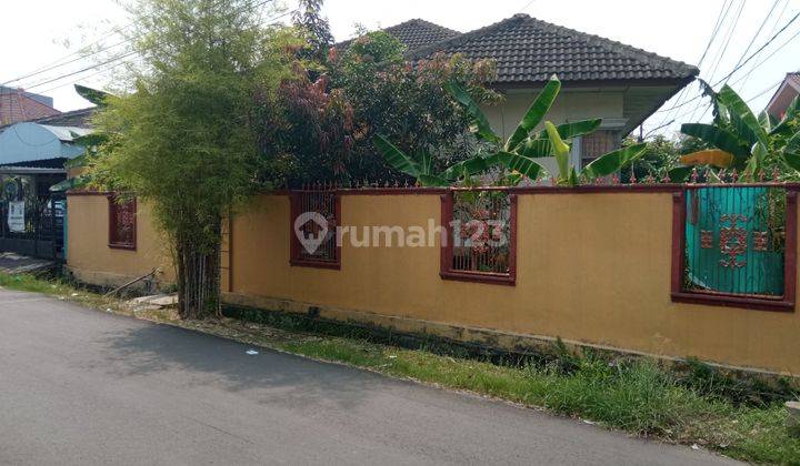 Rumah 1 Lantai asri Pondok Bambu Jakarta Timur  2