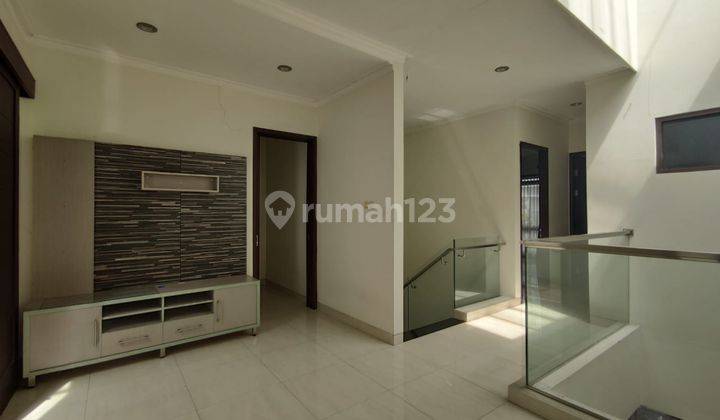 Rumah Batununggal Indah 2lt Minimalis 1