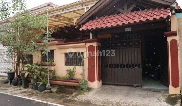 Rumah 2 Lantai Siap Pakai 1