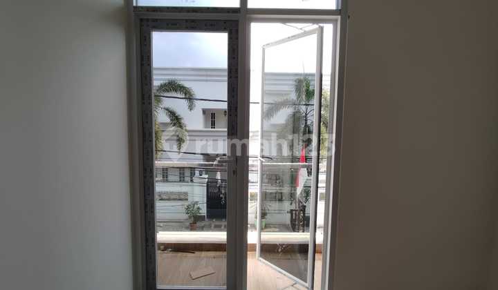 DIJUAL RUMAH BARU MINIMALIS MODERN DI CEMPAKA PUTIH BARAT 2