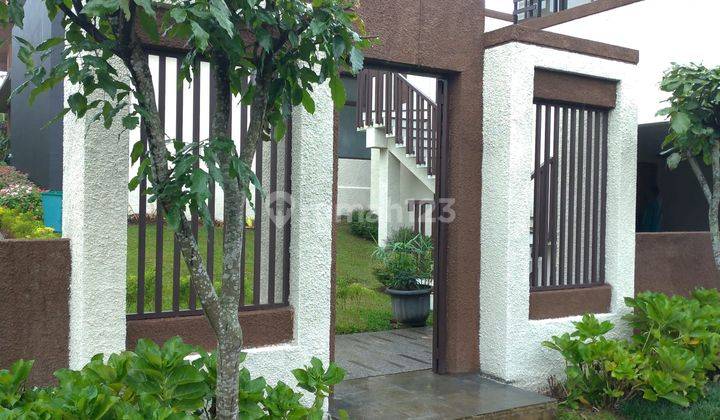 Turun Harga Villa Mewah di Cluster Kinabalu Vimala Hill Bogor 1