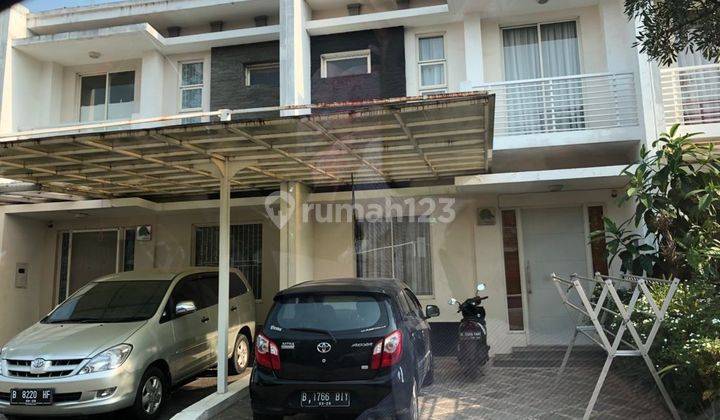 Rumah Green Lake City 4 x 15 hoek 1