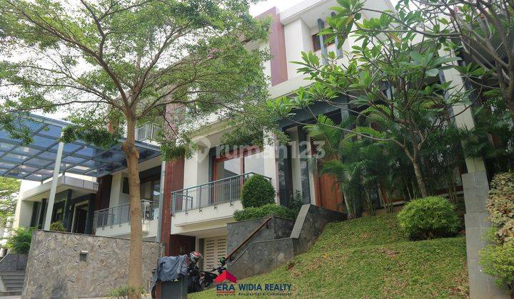 Rumah 2 Lantai Modern di Kenanga Residence, Cilandak Jakarta 2