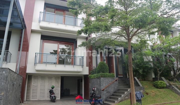 Dijual Rumah 2 Lantai Modern di Kenanga Residence, Cilandak Jakarta Dijual Rumah 2 Lantai Modern di Kenanga Residence, Cilandak Jakarta