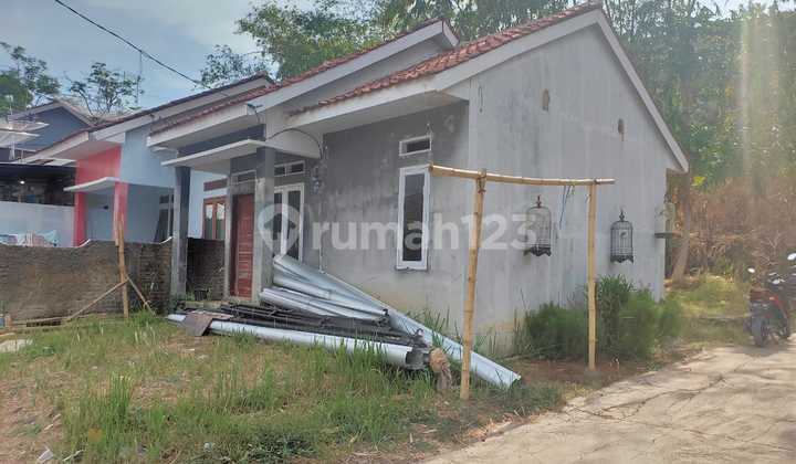 RUMAH JALAN KASTURI KUNINGAN 2