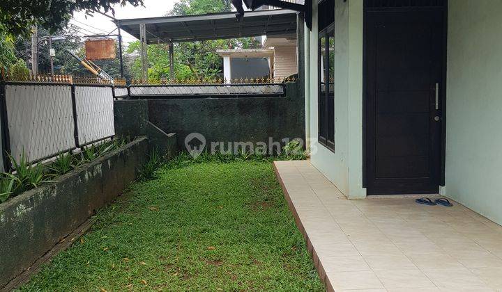 Rumah satu lantai dan nyaman di Komp Bukit Nusa Indah Ciiputat 2