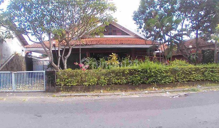 Rumah klasik asri di kawasan premium dekat banyak kampus di mrican gejayan 1