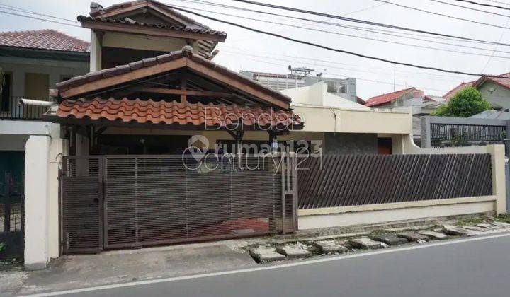 Di jual rumah daerah kebayoran lama jakarta selatan 1