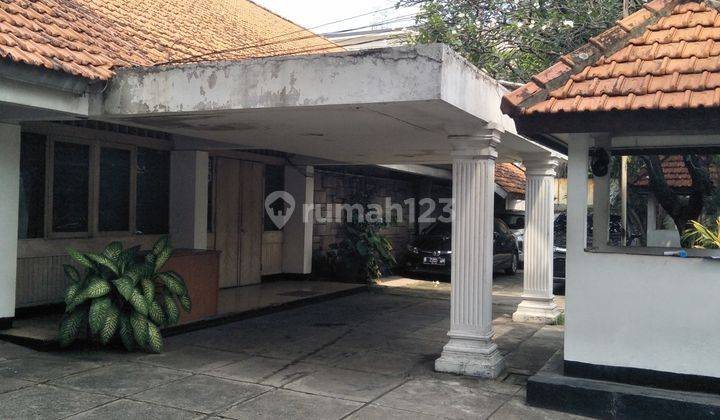 Rumah Murah di kebayoran Baru, Bangunan Lama 1