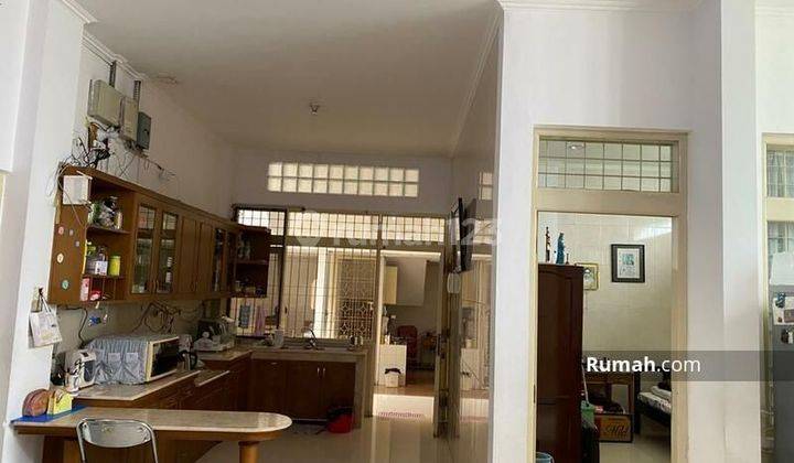 TURUN HARGA RUMAH HERITAGE SANGAT TERAWAT 2,5 LANTAI SAYAP Jl. VETERAN BANDUNG PUSAT 2