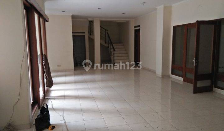 Rumah 2 Lantai Dekat Universitas Padjajaran Sayap Dago Bandung 1