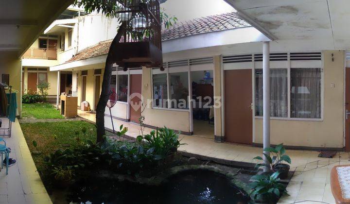 RUMAH LAWAS INVESTASI EMAS UNTUK BISNIS BERKELAS DEKAT BALAIKOTA 2