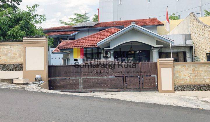 rumah mewah bebas banjir di kawasan elite kota semarang 2