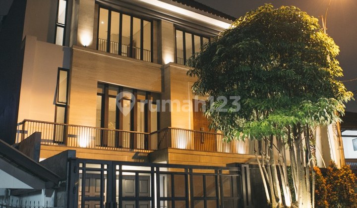Rumah Jl Hang Lekiu Kebayoran Baru Jakarta Selatan