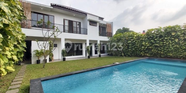 Nice House with Private Pool and Gazebo at Cilandak Area Nice House with Private Pool and Gazebo at Cilandak Area