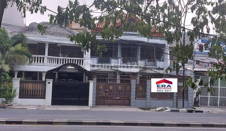 Rumah 2 Lantai di Jalan Utama Perumahan Malaka Country Pondok Kopi

 1