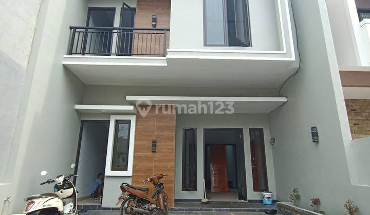 Rumah Minimalis Mewah dalam cluster jagakarsa jaksel 1