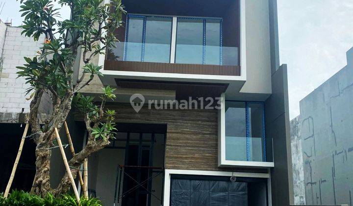 Rumah Villa Bukit Regency 1 Pakuwon Indah Modern Scandinavian 1