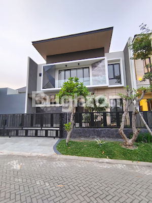 WATERFRONT CITRALAND, RUMAH MEWAH, SIAP HUNI