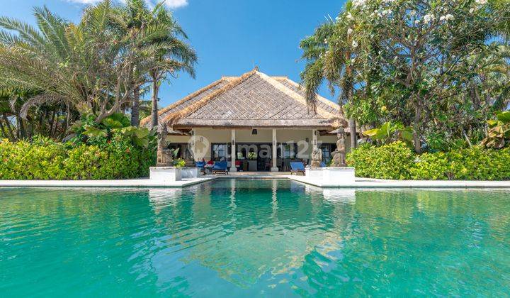 B06 bali Villa Dengan Kolam Besar villa Bali With Large Pool di Jual di Bali Utara 2