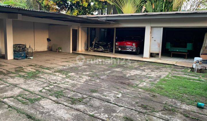 Rumah Bekas Bengkel Di Margasatwa Cilandak, Jalan Depan Lebar 1