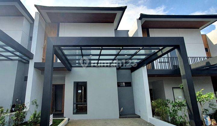 Rumah Luxury Di Setraduta  2