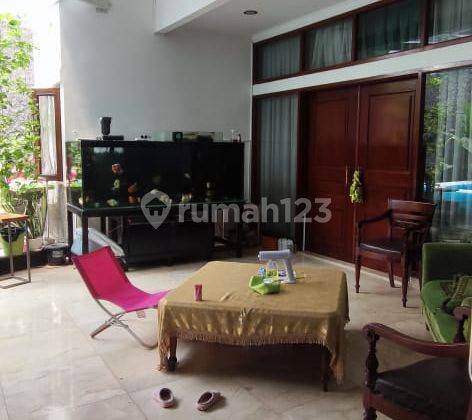 Rumah Mewah Ekskusif Modern di Puspita Loka BSD 2