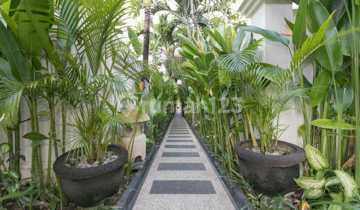 Komplek villa dewi sri kuta badung 2