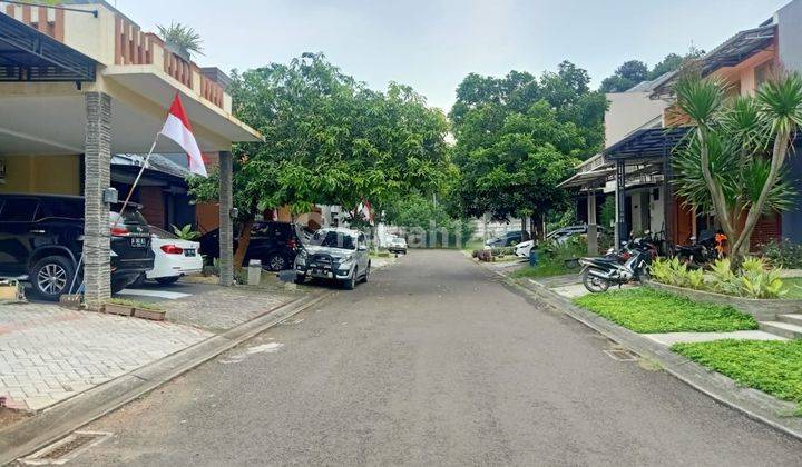 Rumah di Taman Crysant 2 BSD Hoek Hadap Utara - Timur 2