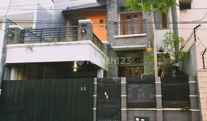 Rumah Mewah Minimalis Murah, Kebon Jeruk, Jakarta Barat 1