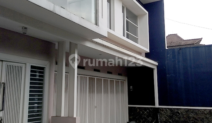 TURUN HARGA! RUMAH LUX MODERN MINIMALIS DI SURYALAYA BUAH BATU 2