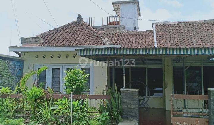 Rumah Lama Terawat Strategis Kota Solo 2