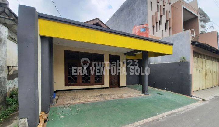 Rumah Cocok Untuk Kost Tengah Kota 1