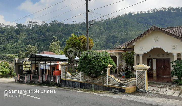 Rumah Kawasan Wisata Kebun Teh Kemuning 2