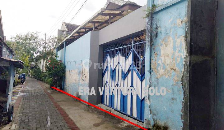 Rumah Strategis Kawasan Pasar Serengan Solo 1