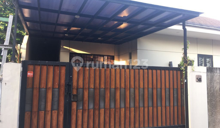 Rumah Bebas Banjir di Jatiwaringin Bekasi Rumah Bebas Banjir di Jatiwaringin Bekasi